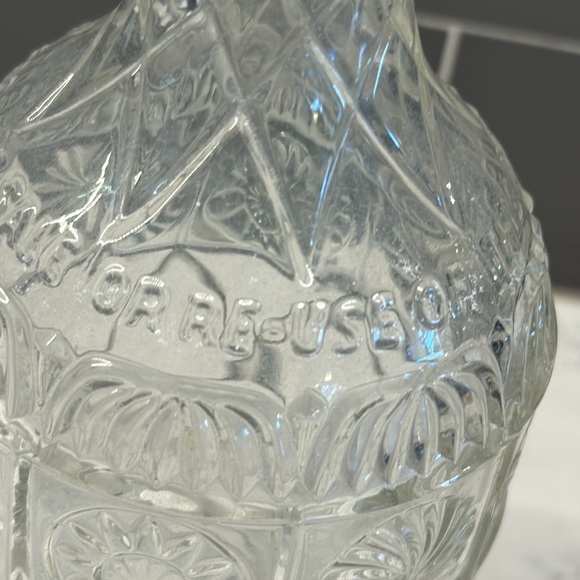 Vintage Cut Round Glass Decanter, Liquor Decanter - Picture 3 of 10